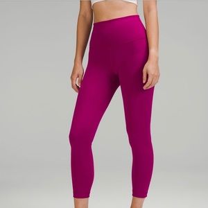 Lululemon Wunder Train HR Crop 23”